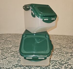 Lock & Lock Food Storage Containers with Hing Snap Lids